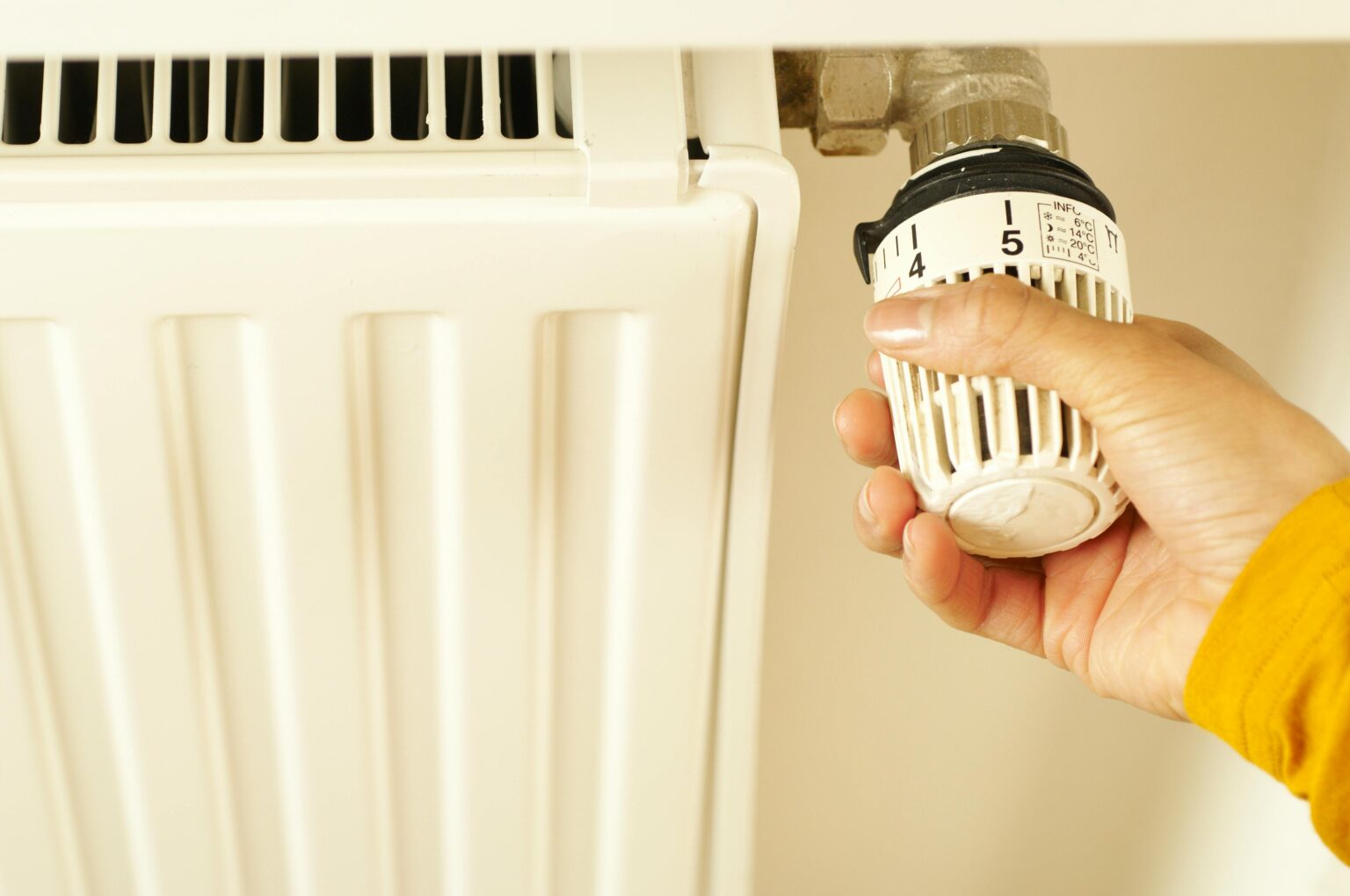 Radiator afdoppen: eenvoudig en veilig je verwarming aanpassen Radiator afdoppen: eenvoudig en veilig je verwarming aanpassen