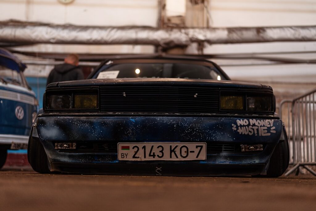 Witte rook uit uitlaat: wat betekent het en wat kun je doen?